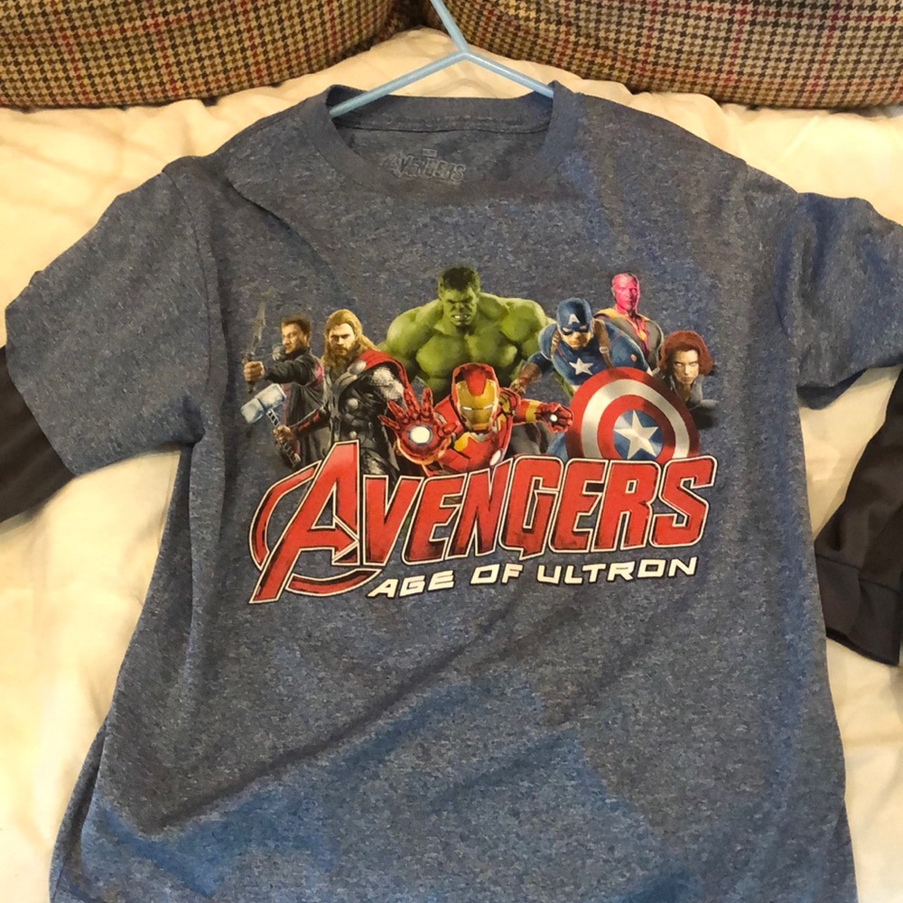 Boy’s long sleeve t-shirt